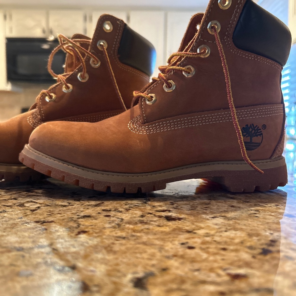 Timberland - Picture 1 of 1